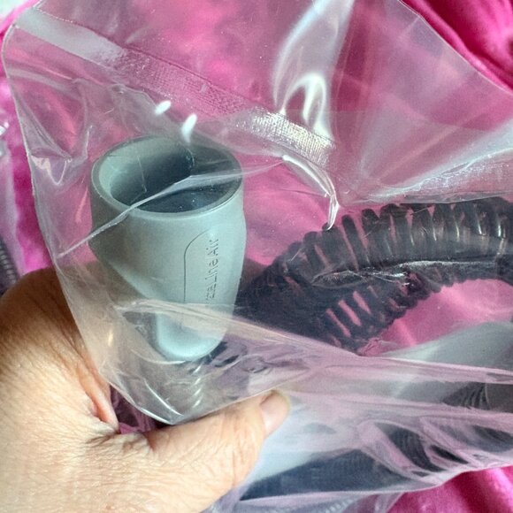 Climate Line Air Heated CPAP Tubing - Airsense 10 and Aircurve 10 Series - Picture 3 of 5